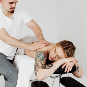 Urheiluhieronta – lihasjännitysten ja rasitusvammojen hoito VSFysio Helsingissä